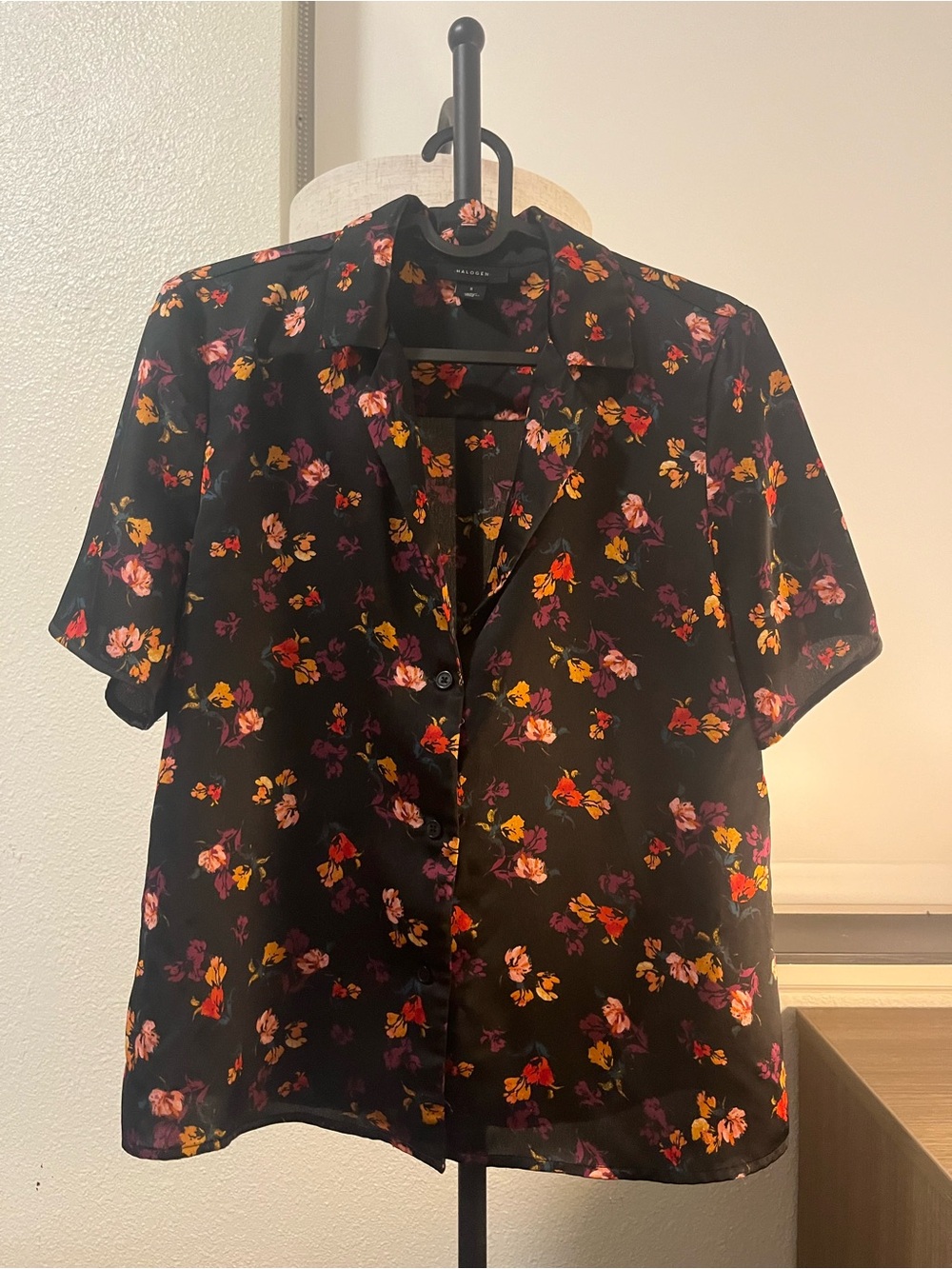 Halogen Short-Sleeved Camp Shirt in Multicolored Floral Print